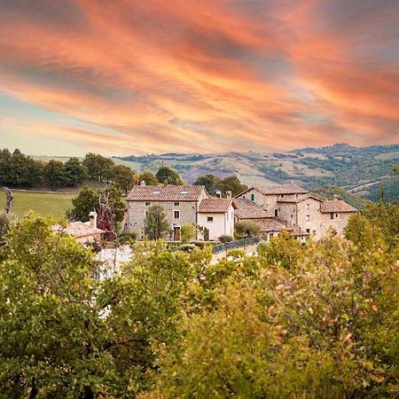Tenuta Borgo Santa Cecilia 古比奥 外观 照片