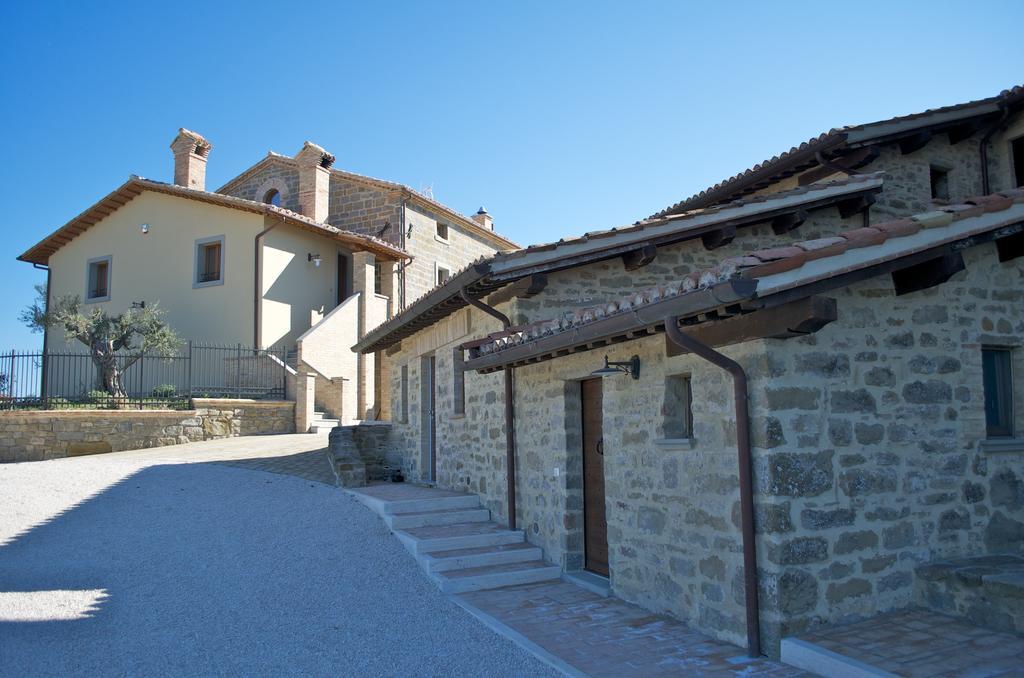 Tenuta Borgo Santa Cecilia 古比奥 外观 照片