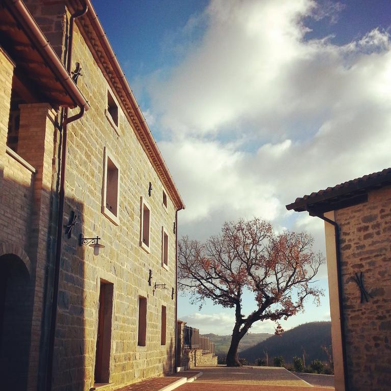 Tenuta Borgo Santa Cecilia 古比奥 外观 照片