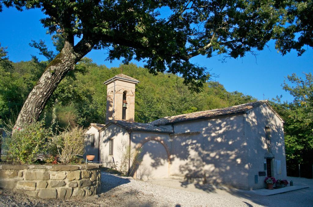 Tenuta Borgo Santa Cecilia 古比奥 外观 照片
