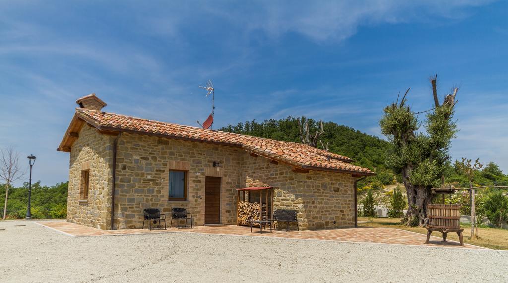 Tenuta Borgo Santa Cecilia 古比奥 外观 照片